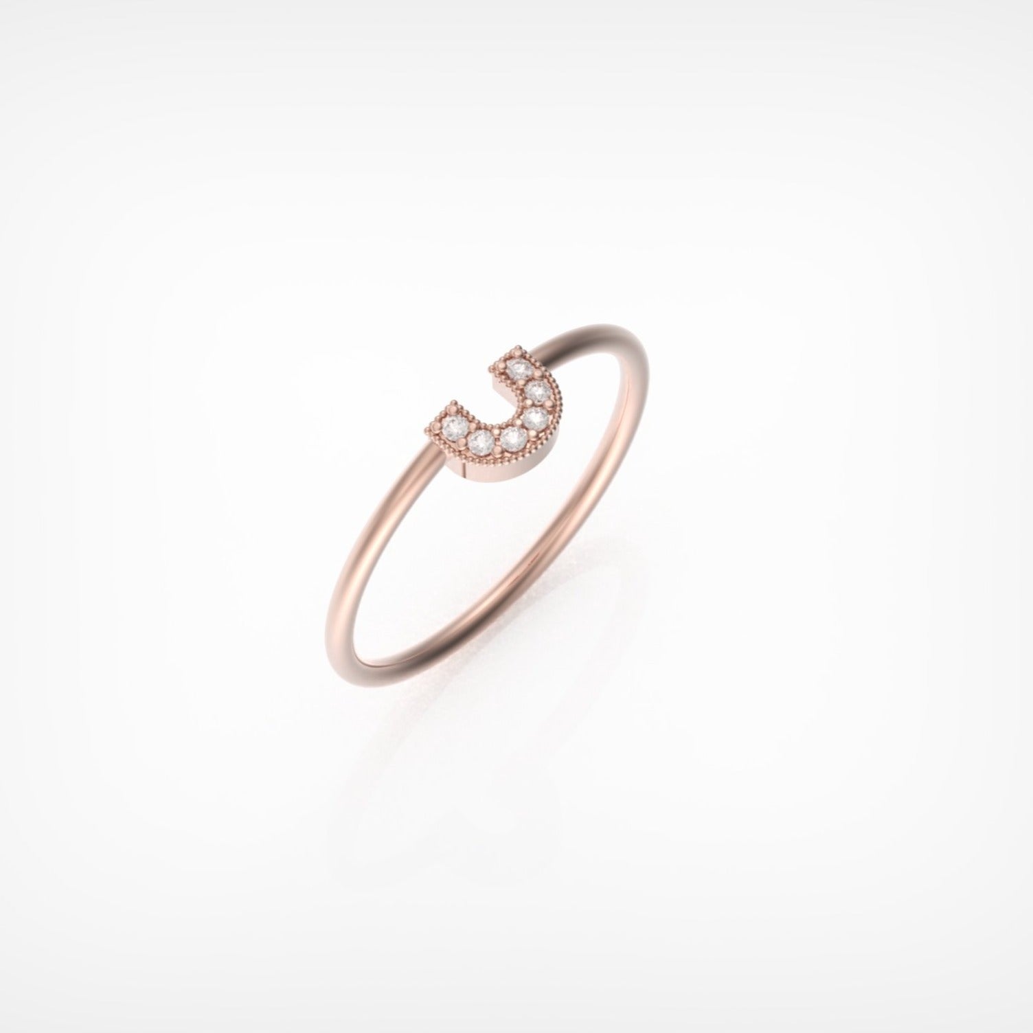 טבעת פרסה עם יהלומים לבנים