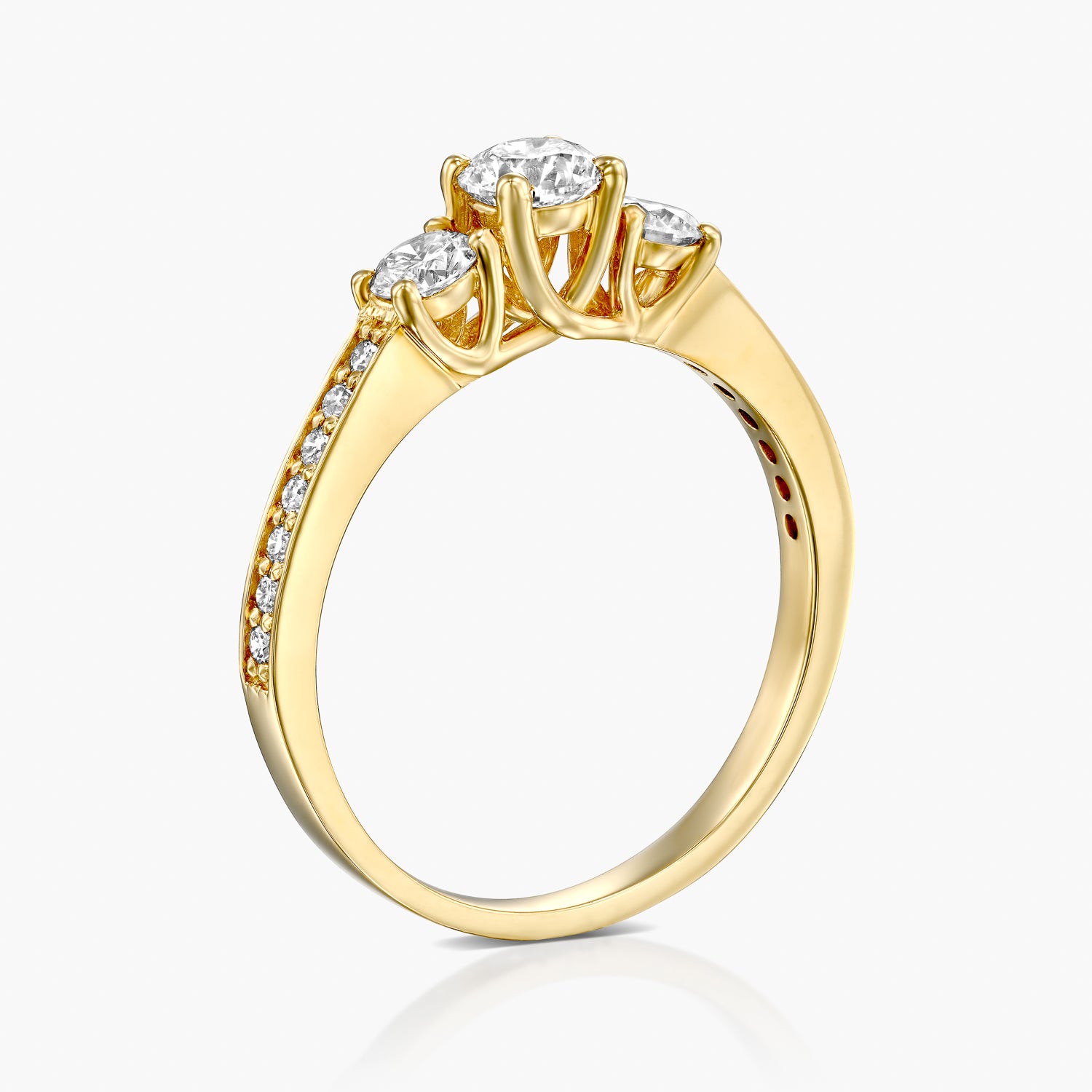 טבעת שלישיה