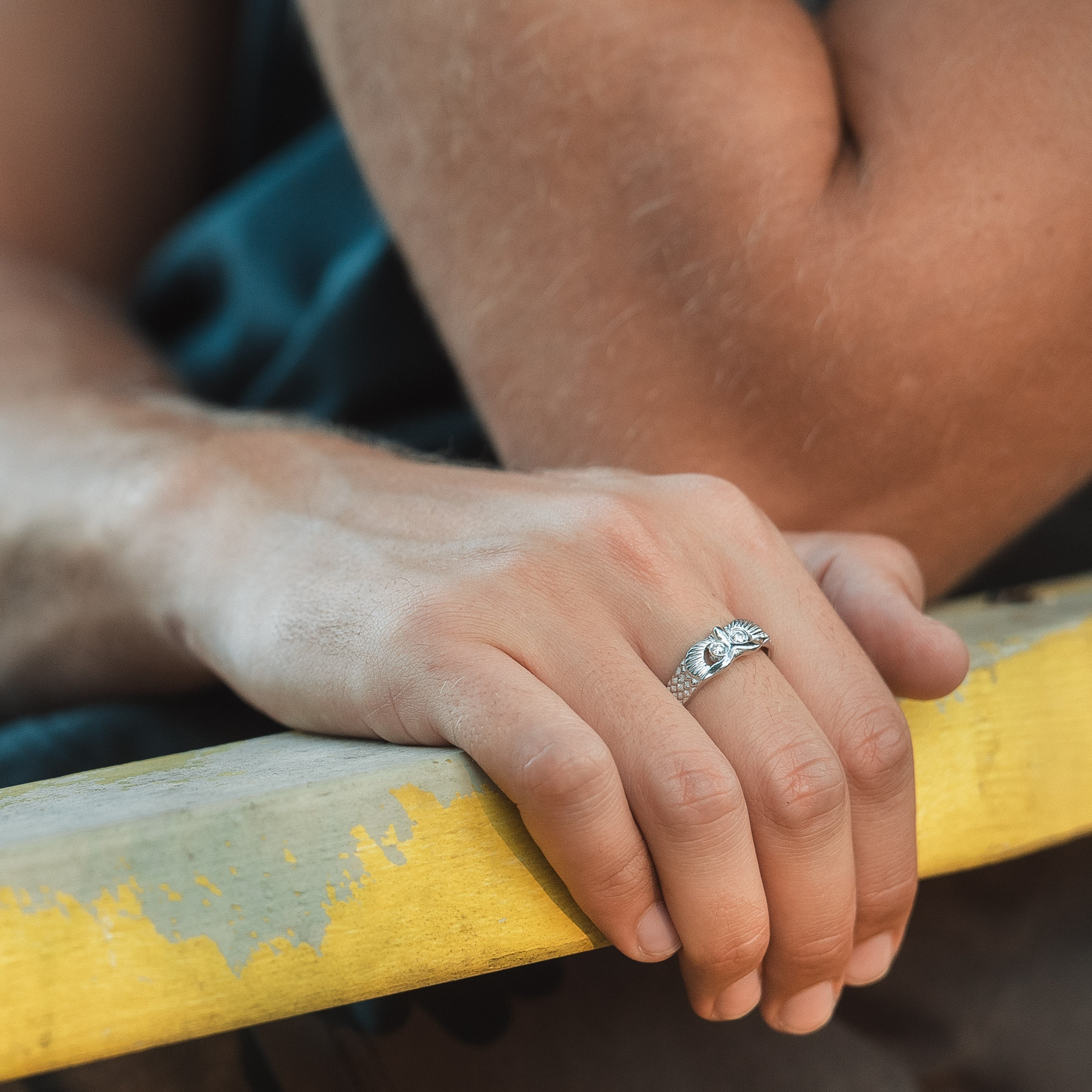 טבעת ינשוף לילי עם עיני יהלומים