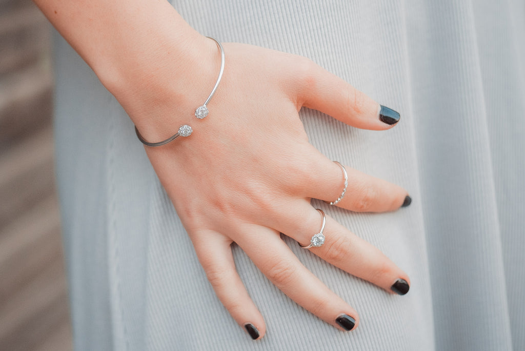 טבעת פרח מנצנץ