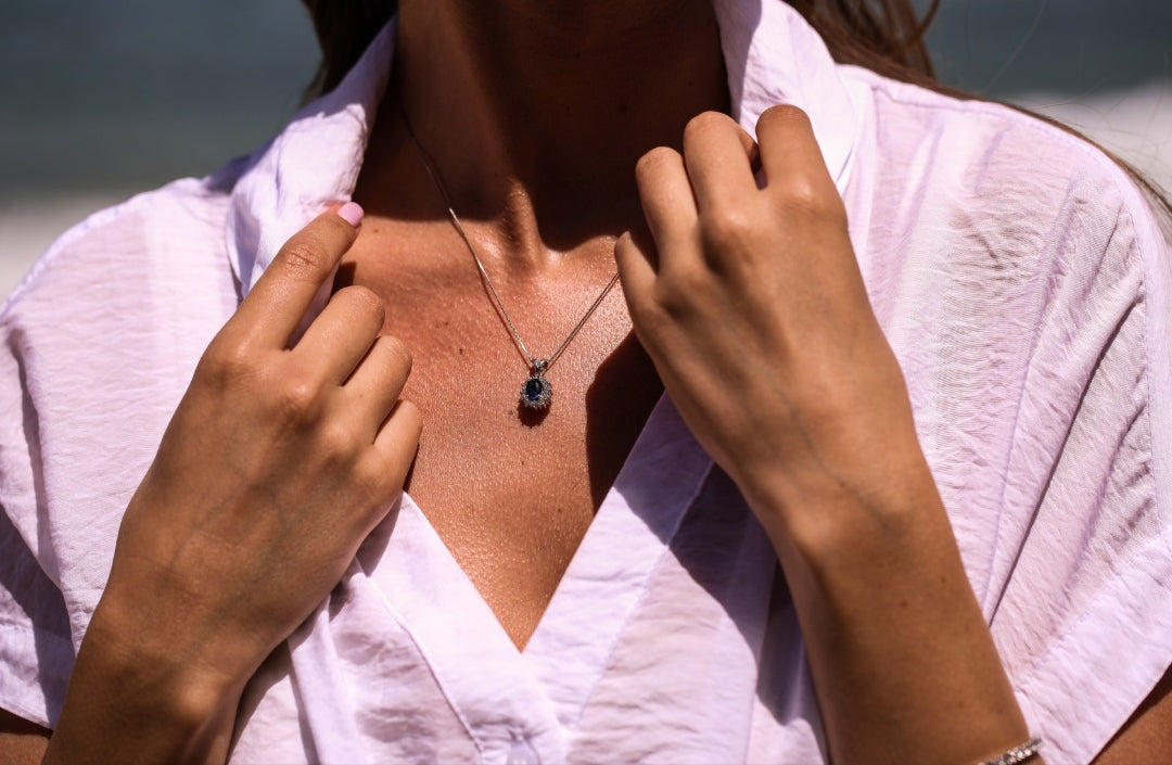 תליון ספיר דפיוז'ן עם הילת יהלומים