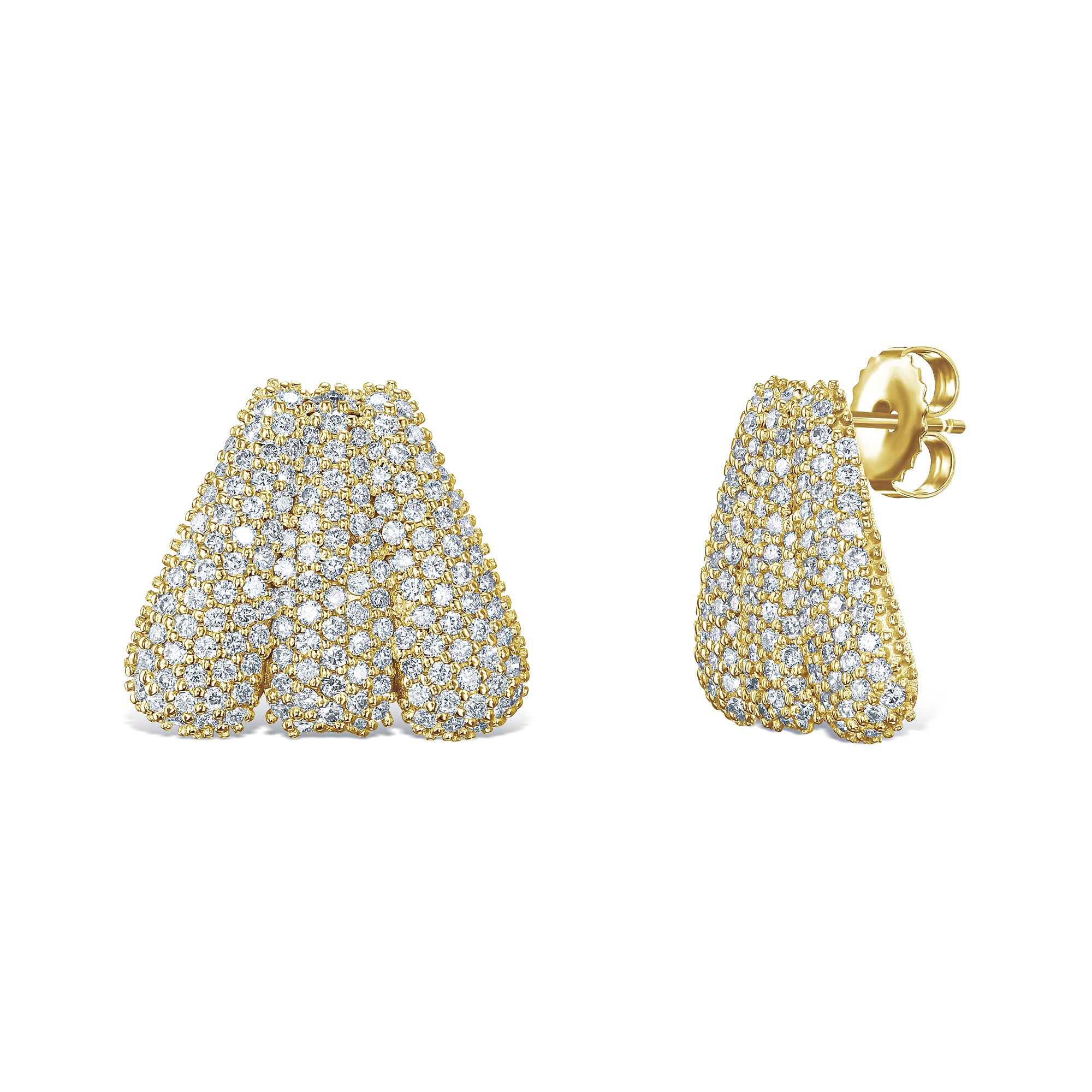 זוג עגילי צדף משובצות יהלומים