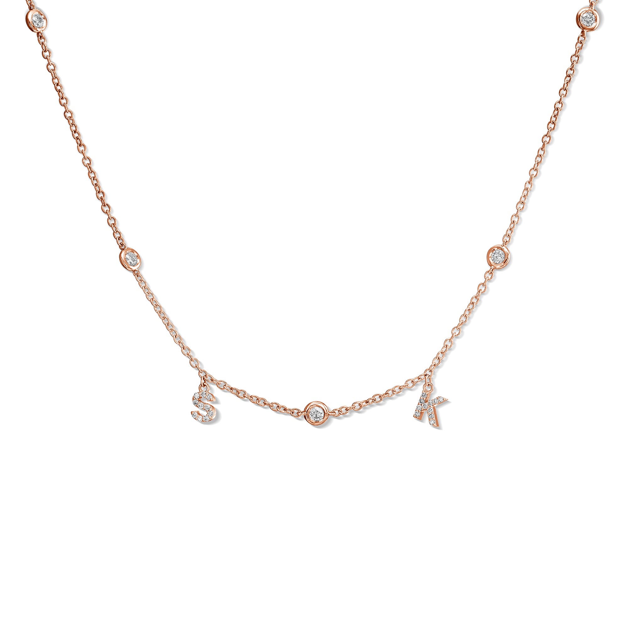 תליון אותיות ויהלומים עדין