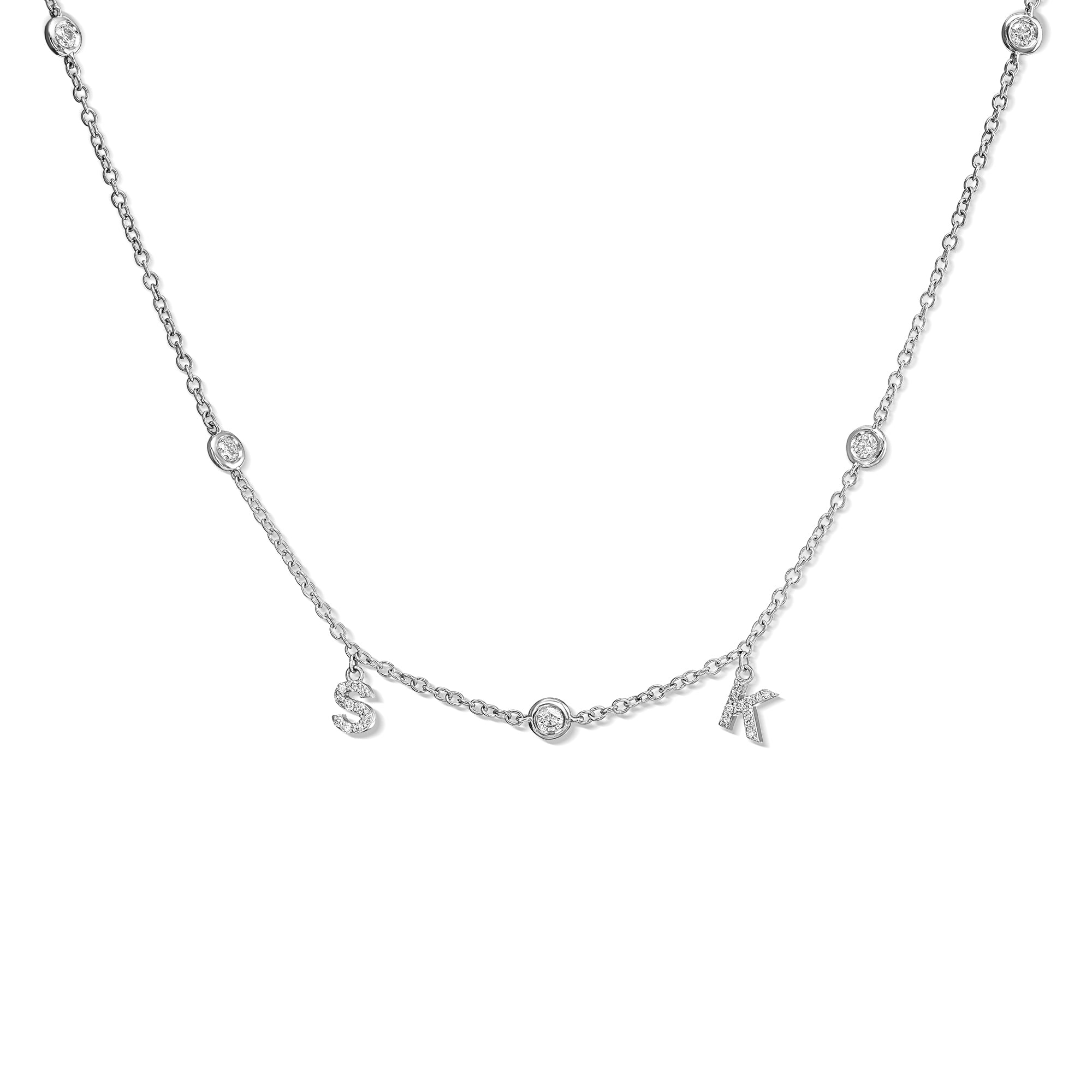 תליון אותיות ויהלומים עדין