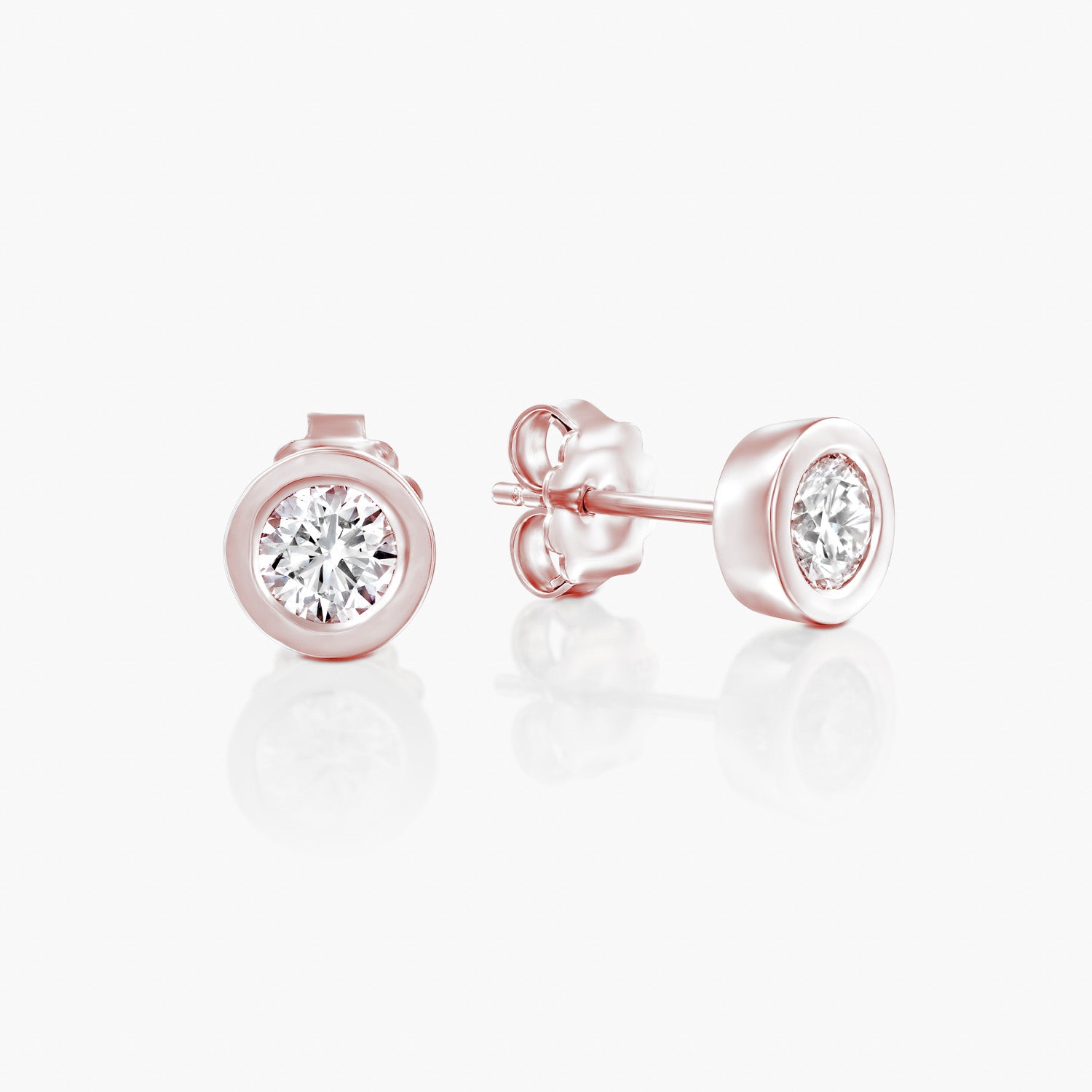 עגילי ספוטלייט צמודים