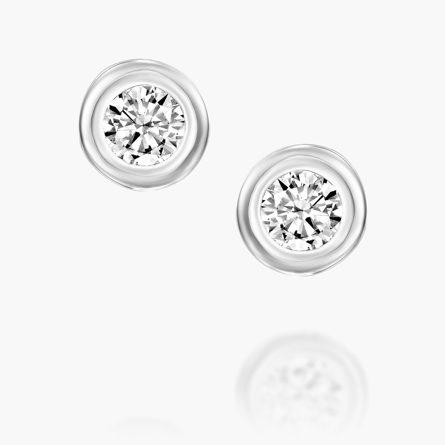 עגילי ספוטלייט צמודים