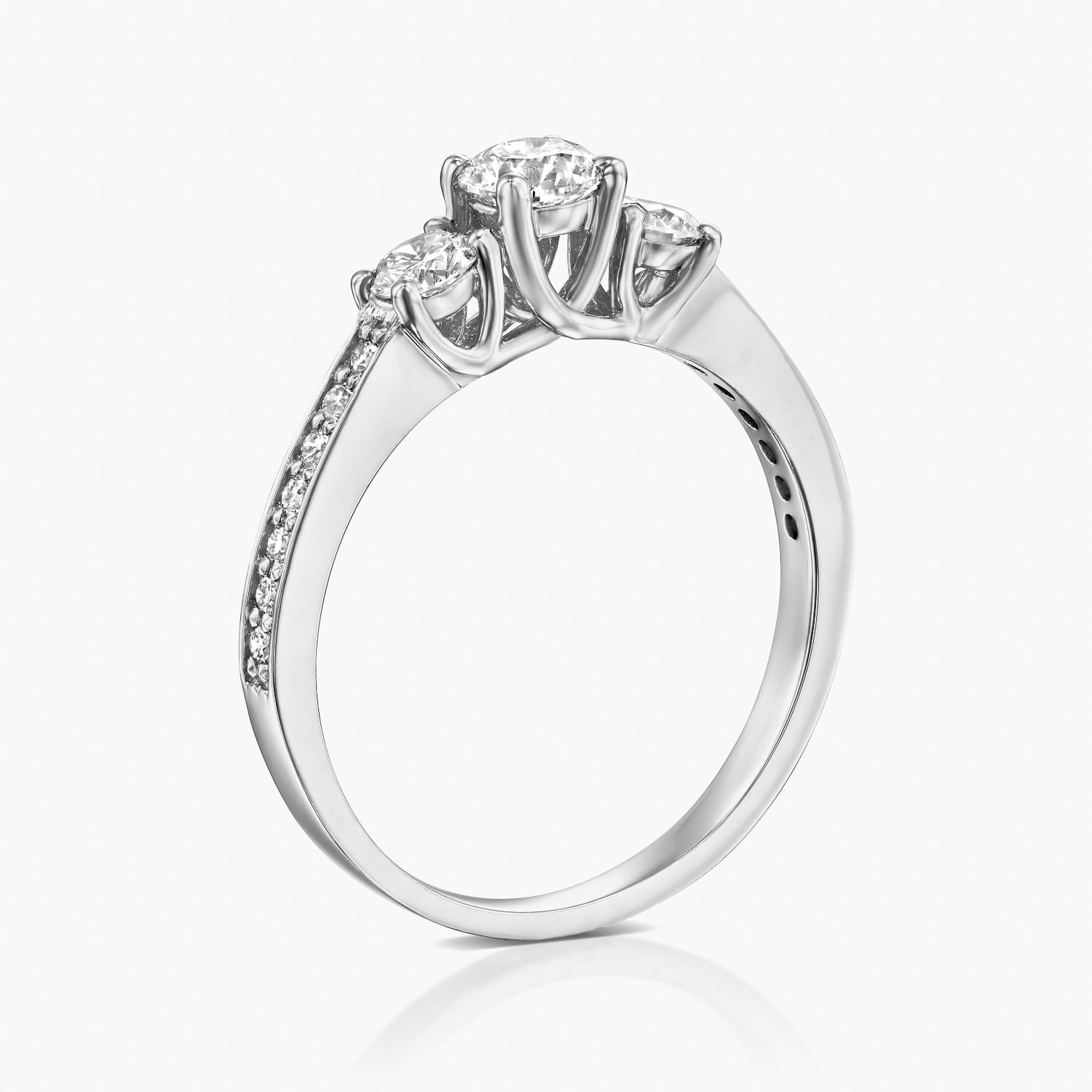 טבעת שלישיה